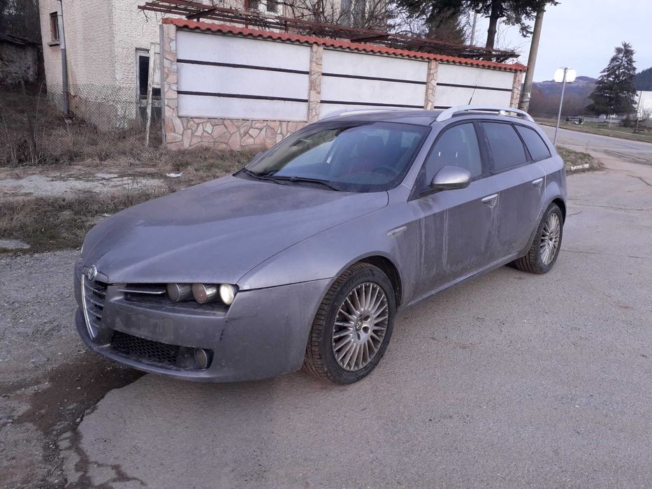 Алфа 159 автомат само на части