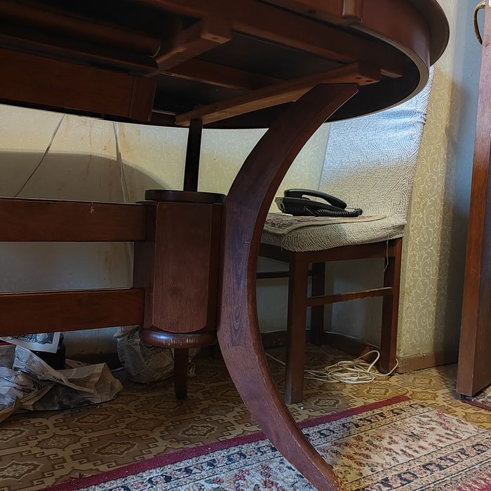 Продам раздвижной стол