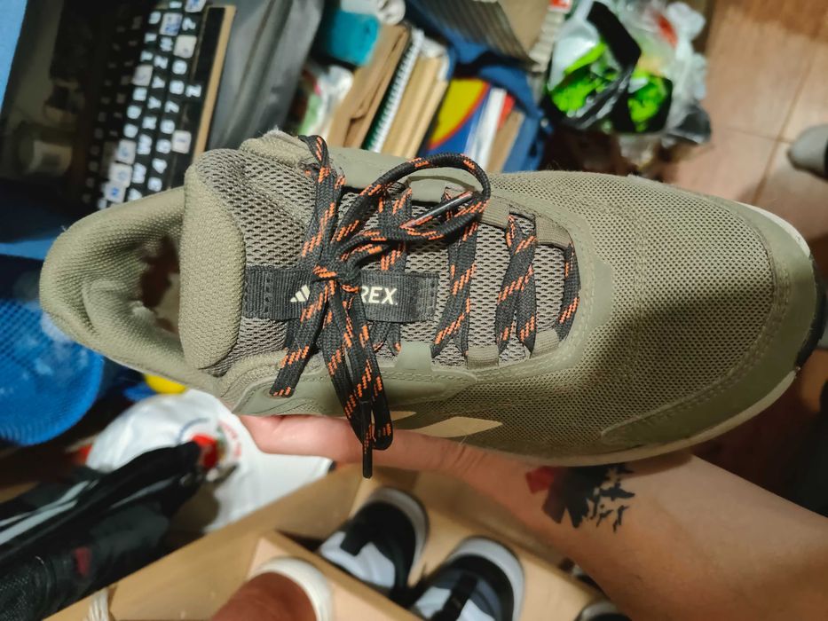 Много запазени маратонки Adidas Terrex