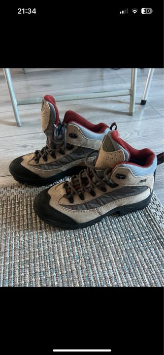 Ghete Aigle ,potrivit pentru sezonul rece.