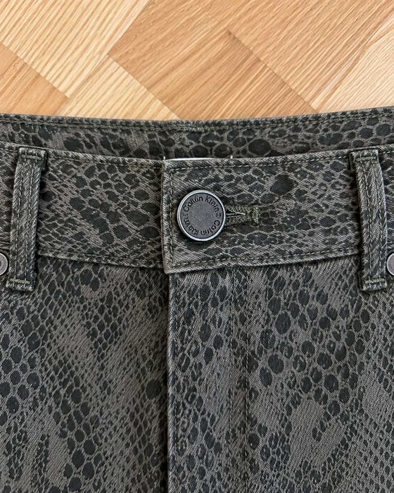 Pantaloni scurți damă Calvin Klein animal print snake cu tiv franjurat Mărimea M
