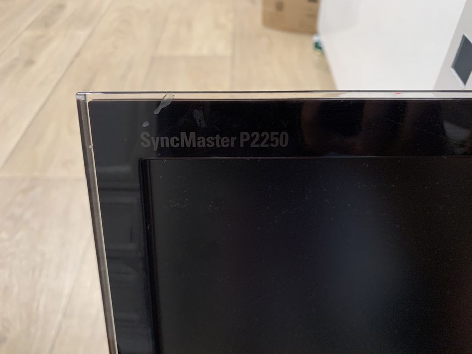 Samsung sync master p2250
