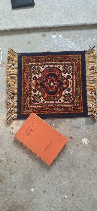 Covor mic persan