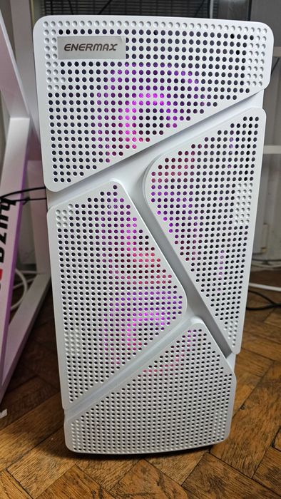 Gaming PC XFX AMD Radeon 7800XT 16GB DDR6 32GB RAM 2X16 KINGSTON FURY BEAST DDR5 6000MHZ 3TB SSD 2K/1440