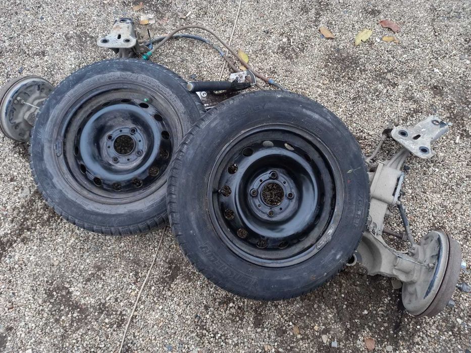 Citroen C3, punte spate cu cabluri maneta si roti, pentru remorca