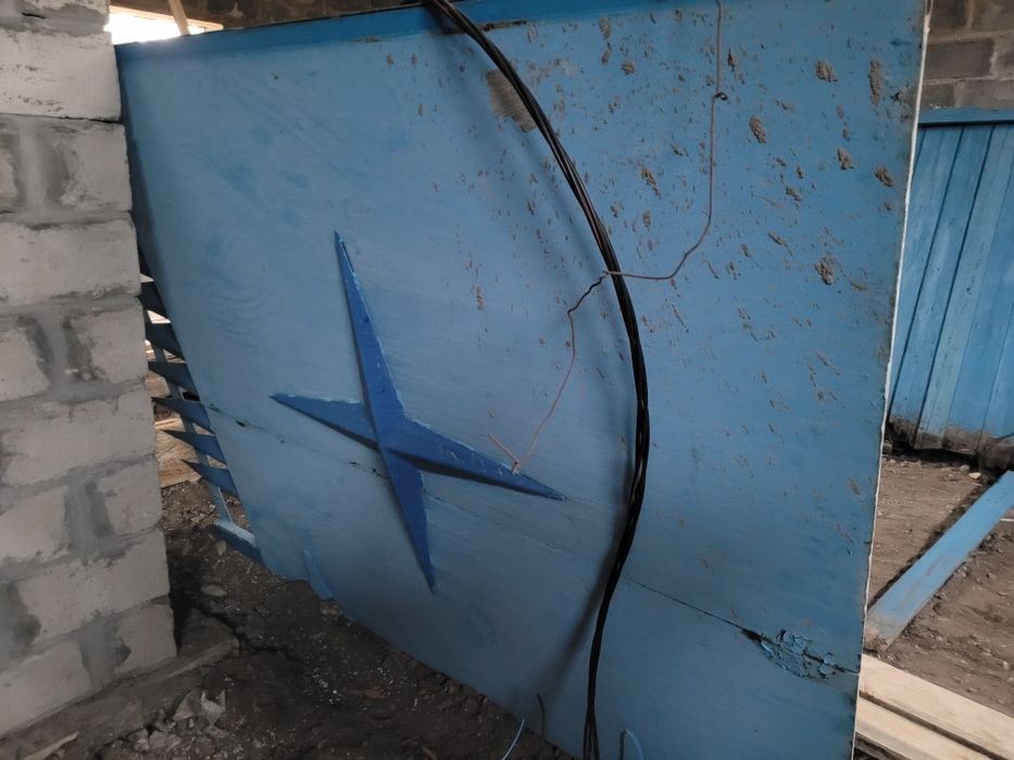 Ворота железные уличные б/у