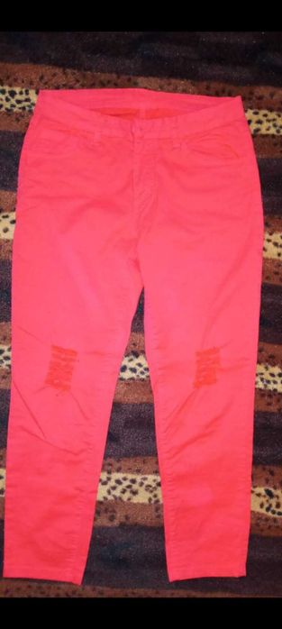 джинсы для девушек