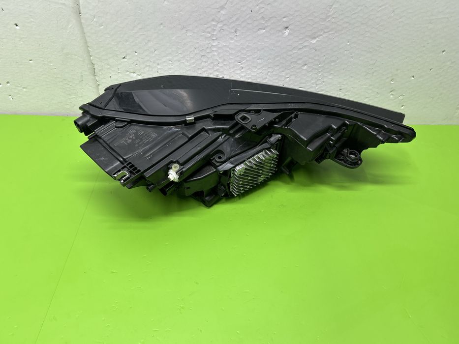 Far faruri Audi A6 C8 4K full led adaptiv Matrix stanga