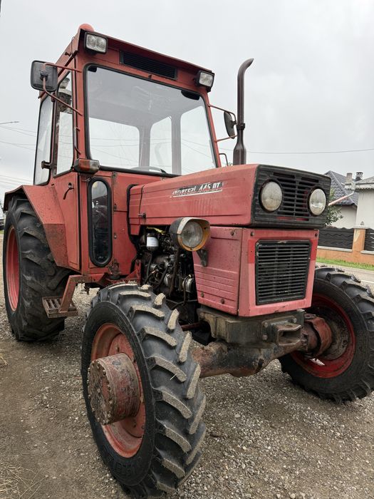 Tractor UTB  530 dtc