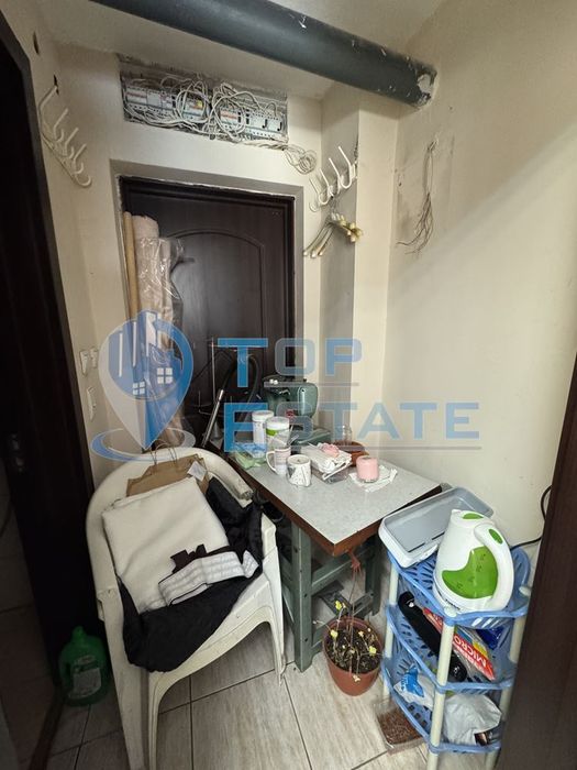 Търговско помещение на комуникативно място в кв. Колю Фичето, гр. Вел