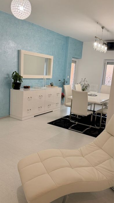 inchiriez apartament 4 camere