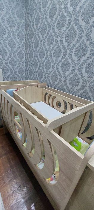 Сотилади Детская кровать 600 минг сум