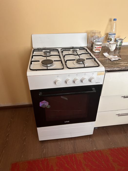 Продается новая газплита