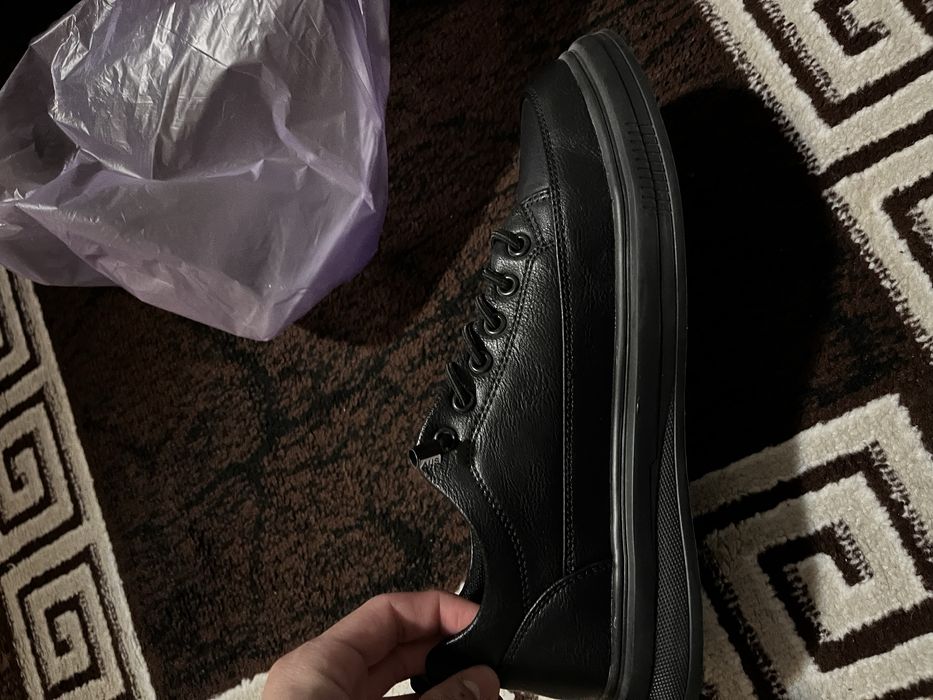 Продаём Обувь. Кеды. Две пары