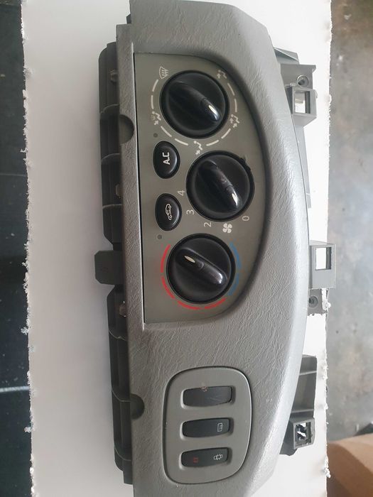 Renault Trafic  Panou control temperatura