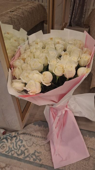 Цветы розы 51 штук