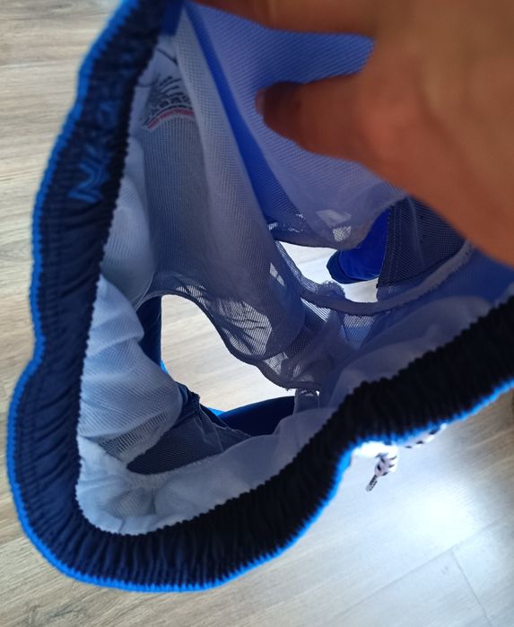 Хавлиено пончо Zara Marvel и къси панталонки за плуване 110см Next