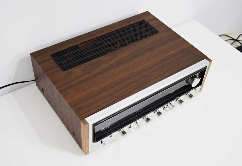 Amplituner Pioneer SX-838, amplificator