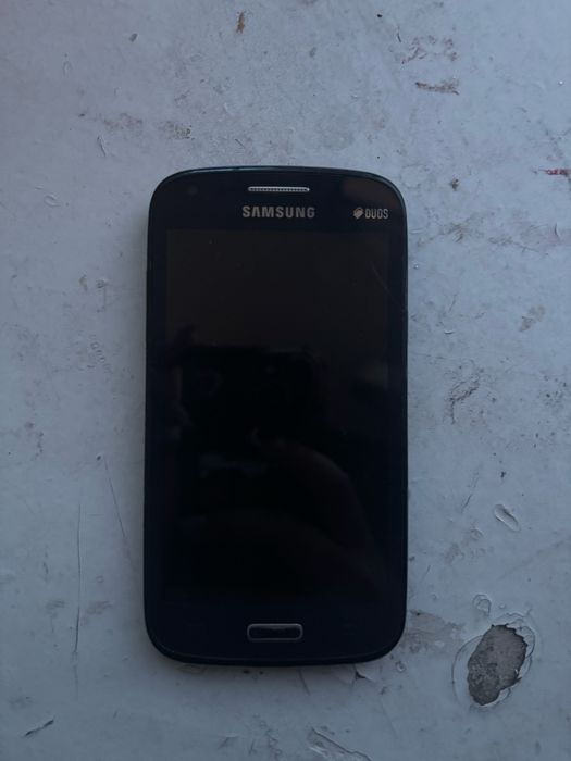 Продам телефон samsung