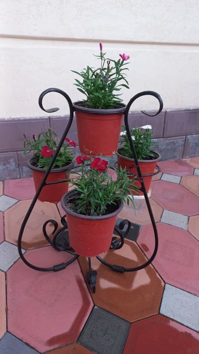 Подставка для цветов