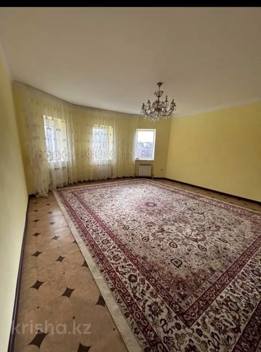 Сдается коттедж в  Юнис сити. 300 кв2 в