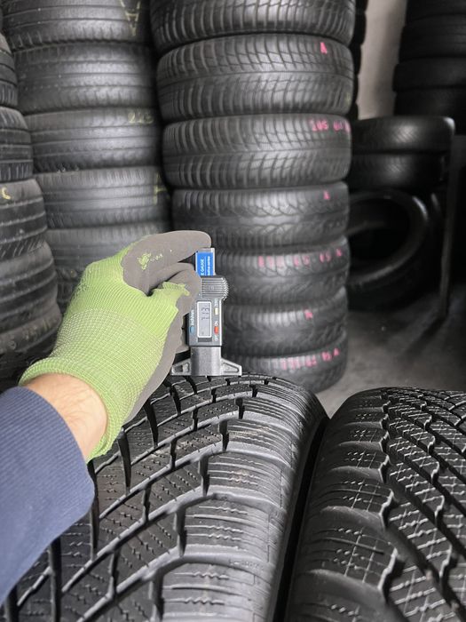 4 anvelope de iarna 185/65/15 Continental 7-8 mm!