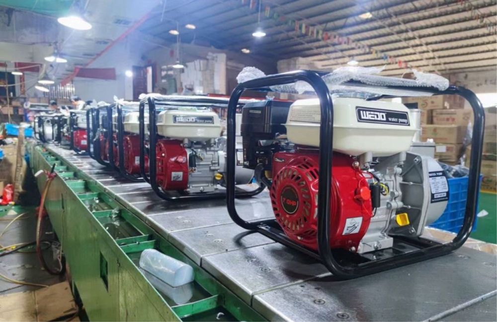 Мотопомпа новая БЕНЗИНОВАЯ