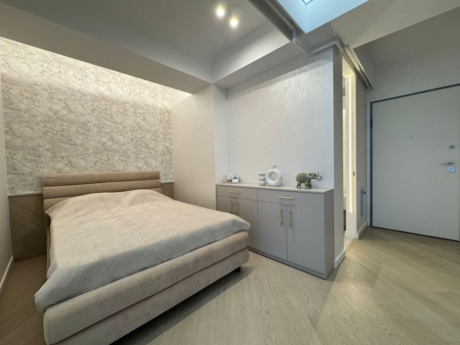 Studio Cortina North Pipera-Prima inchiriere