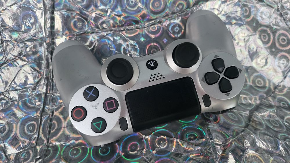 Лимитиран контролер джойстик пс 4 playstation 4 pc Windows