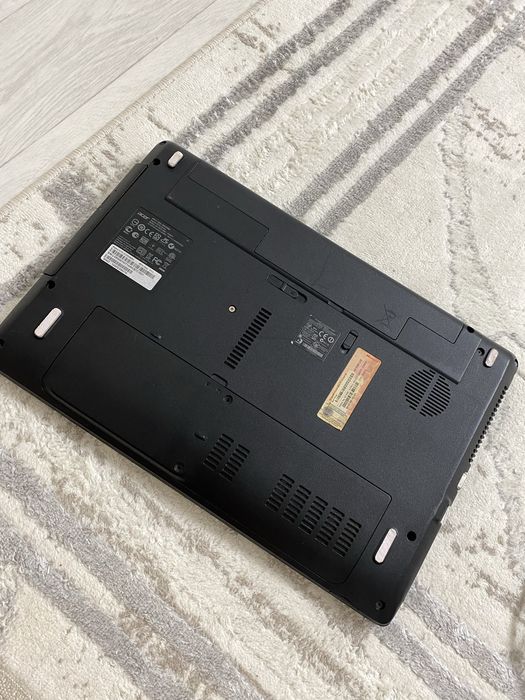 Ноутбук acer 25000 тг