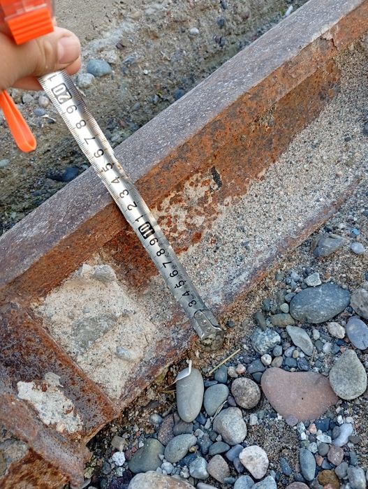 Poyezdi relsi sotiladi narxini kelishamiz