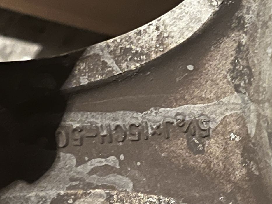 Зимни гуми Michelin 2 бр. и ESA Tecar 2 бр. 195/60/15