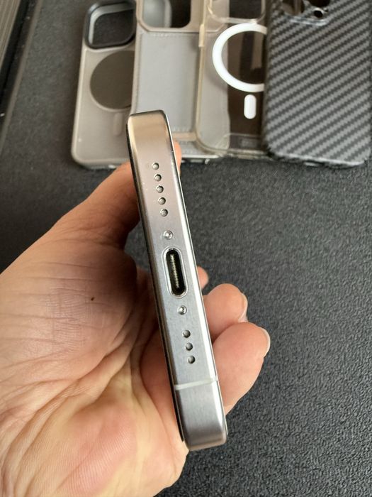 Iphone 15 Pro White Titanium 128 GB Doar eSIM