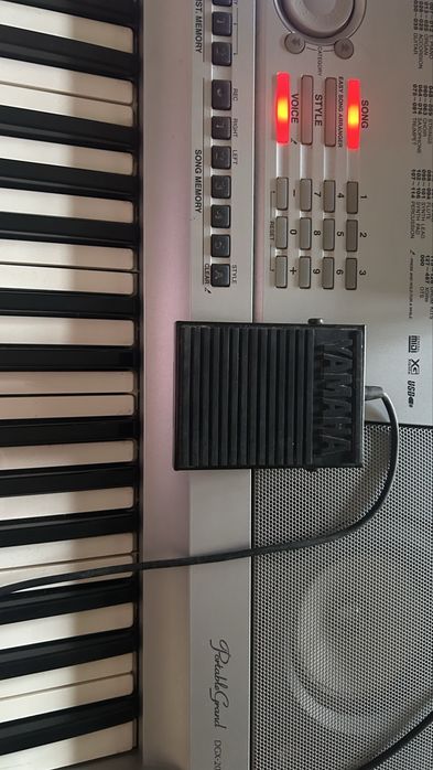 Синтезатор YAMAHA DHC-205