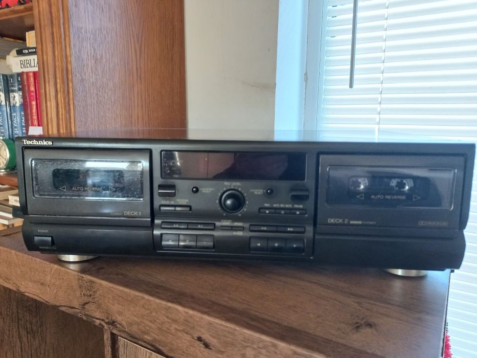 Vind doua parti mecanice complecte deck Technics