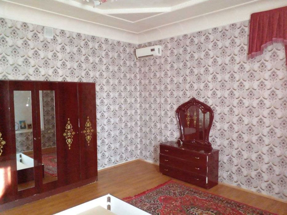 Продайся уютный дом в городе Янгиюль