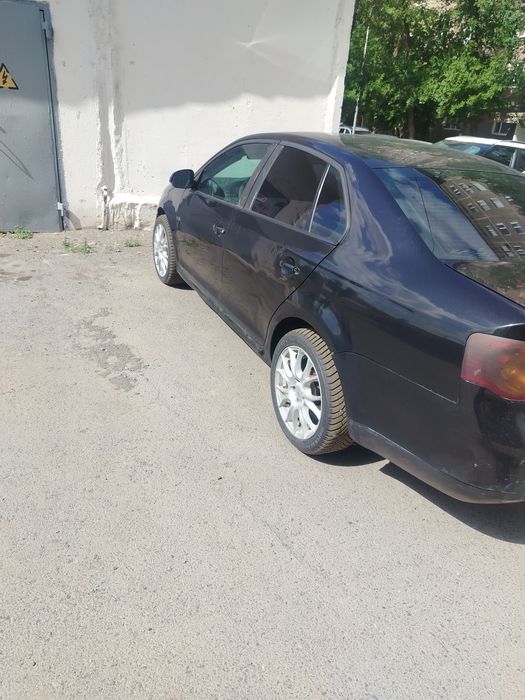 Автомобиль фольгсваген джетта 5 2006г