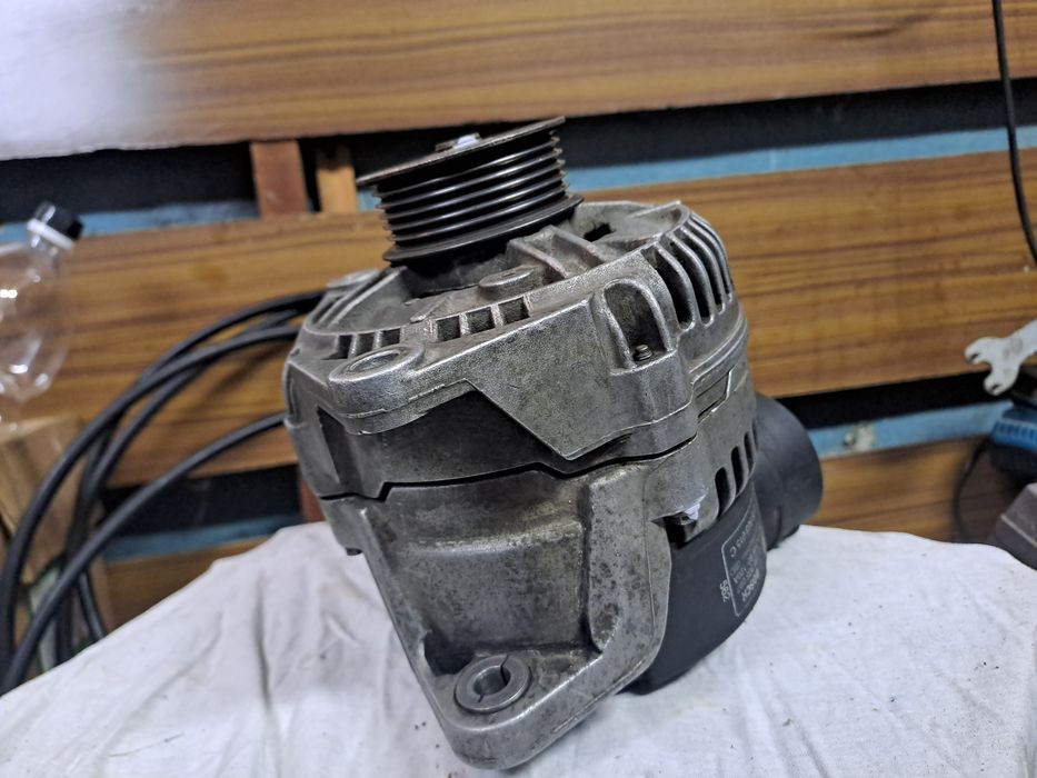 Продам  запчасти ауди 2.6