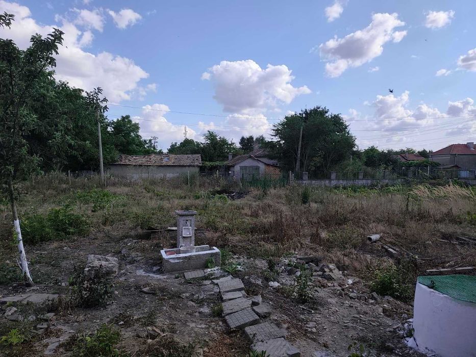 Реновирана къща в Дъбовик