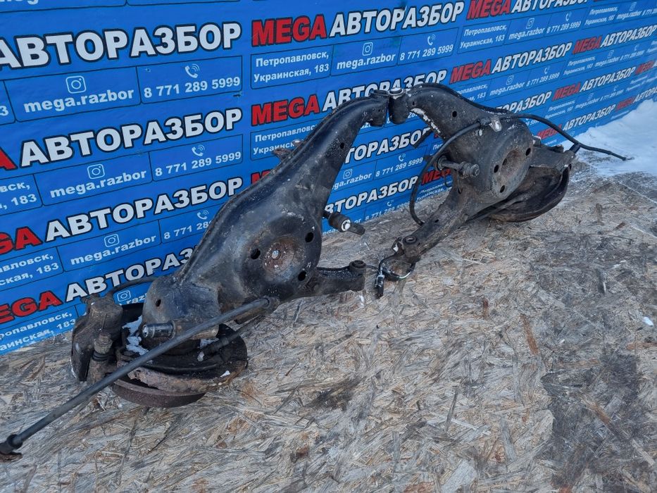 Рычаги задние Mitsubishi spece runner.