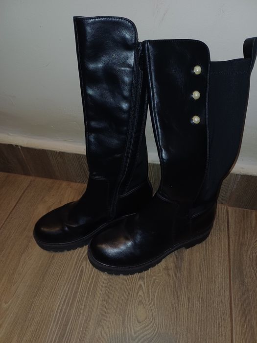 Детски ботуши и боти