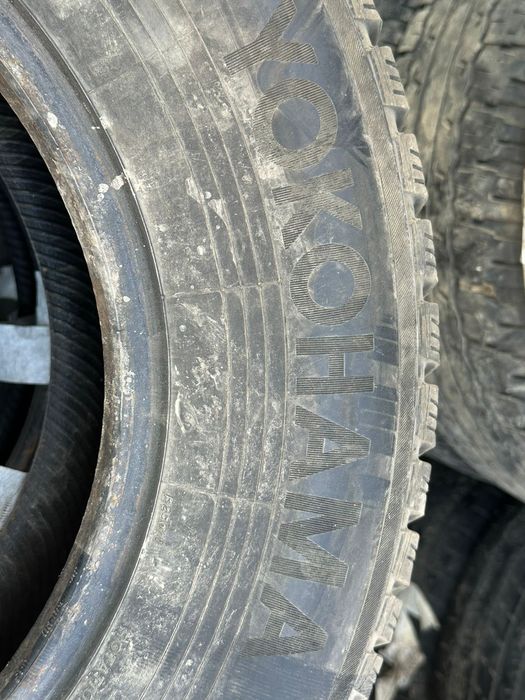 Yokohama 245/70r16