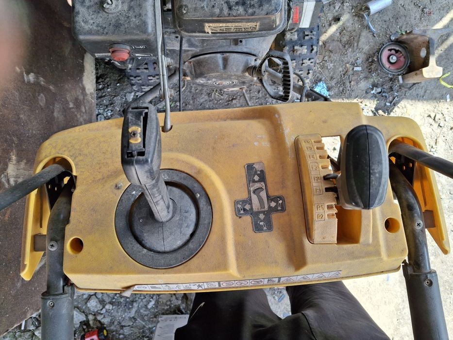 Ручная.    снаха.