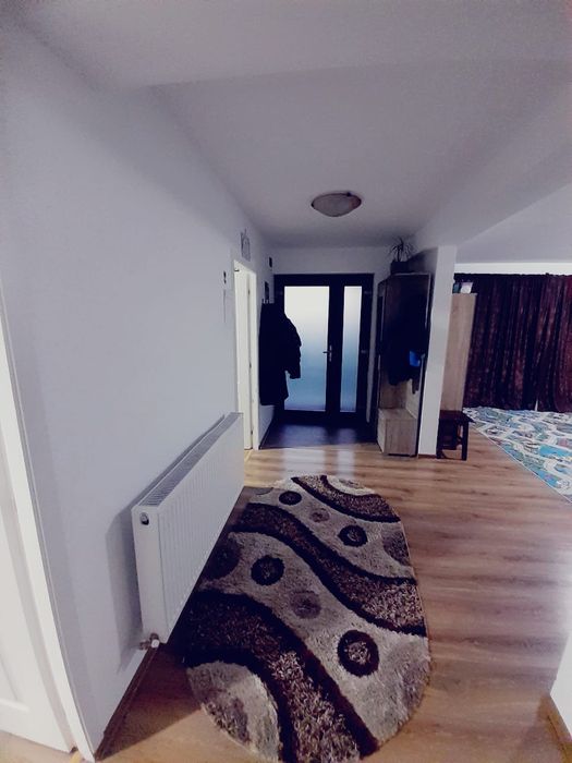 Casă de închiriat! NEGOCIABIL!!