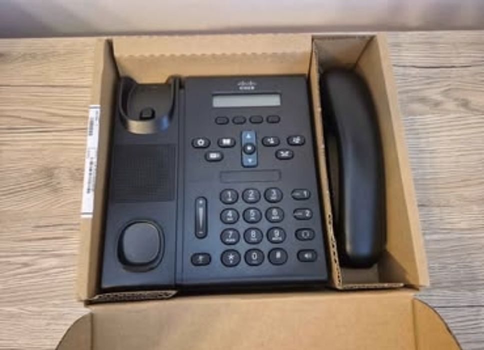 Telefon IP Unificat Cisco CP-6921-C-K9 cu Afișaj Monocrom sigilat nou