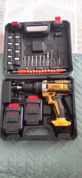 Продам шруповерт DeWALT