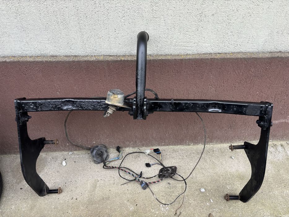 Carlig remorcare dacia logan mcv