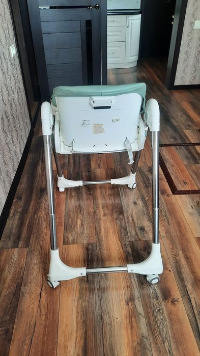 Продаю детский стульчик