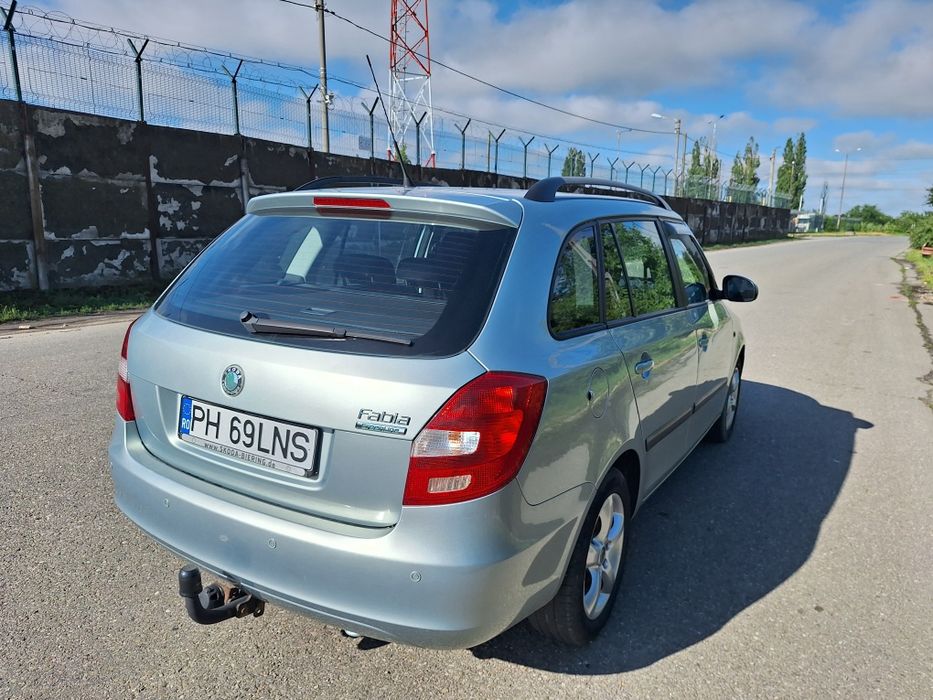 Skoda Fabia Greenline 2011  1200 cm TDi 90 cp  clima navi jante  Propietar
