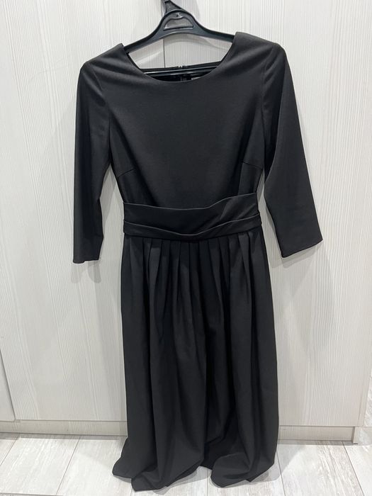 Черное вечернее платье